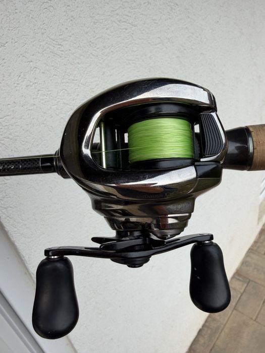 Mulineta baitcast Shimano Antares DC - Left