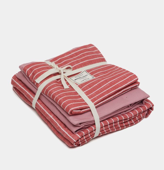 Новый двуспальный коплект постельного белья