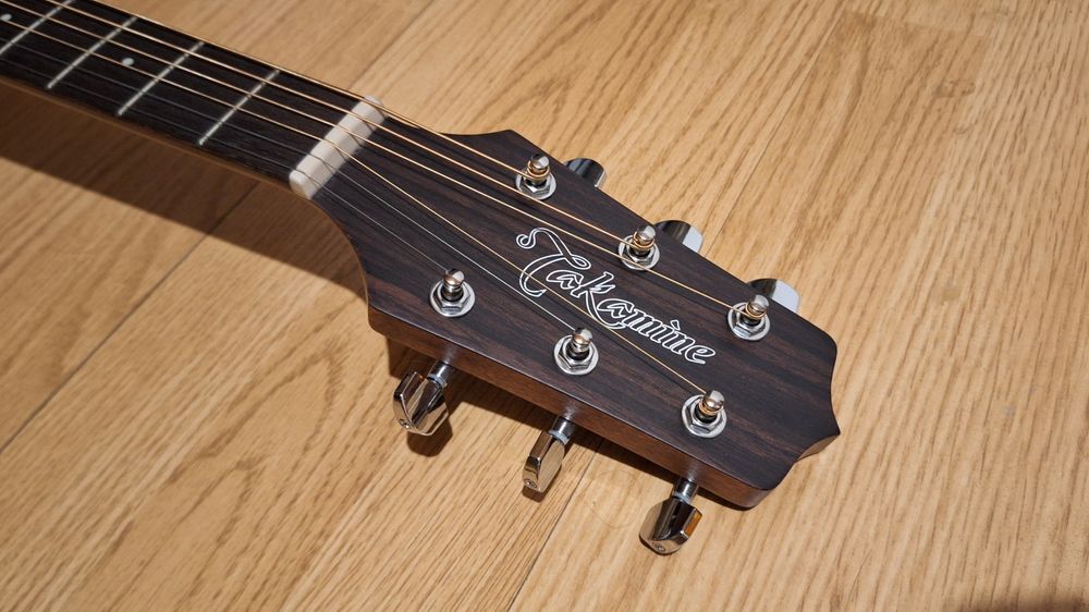 Chitară acustică - Takamine GN20-NS
