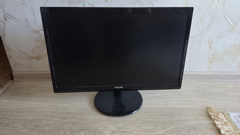 Монитор Philips 24"