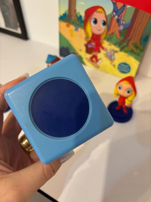 Boxa audio litera si 3 figurina cu 1  Carte