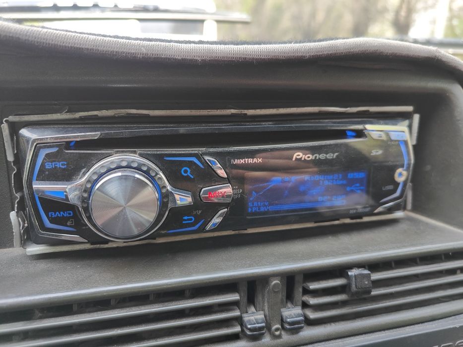 Pioneer DEH-X8550BT дельфин 8