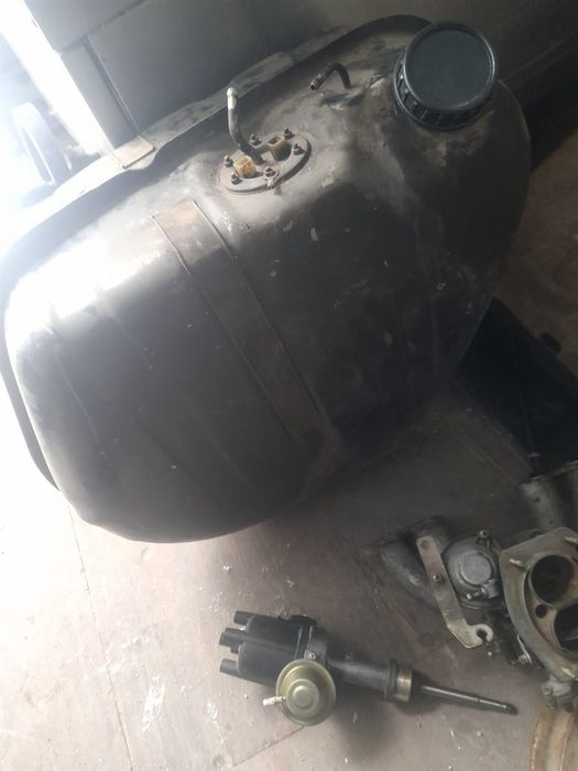 Шины, запчасть на машину 2017