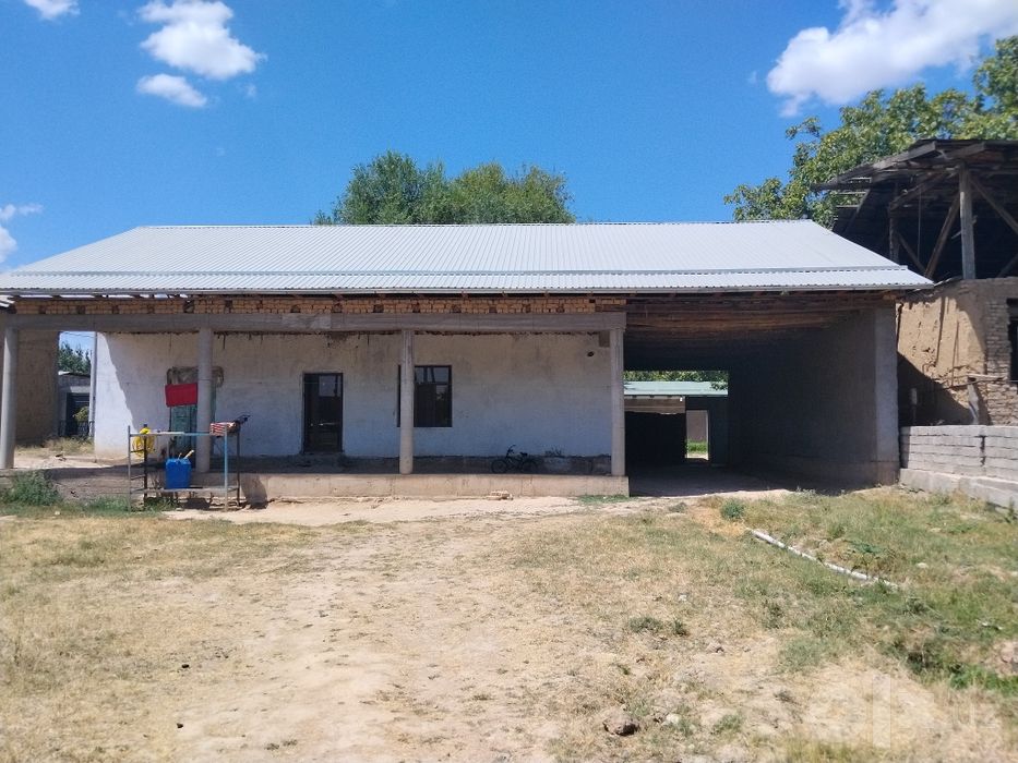 Уй сотилади, участок продается 12 соток