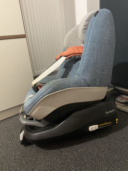 Scaun auto Maxi Cosi + baza cu Isofix