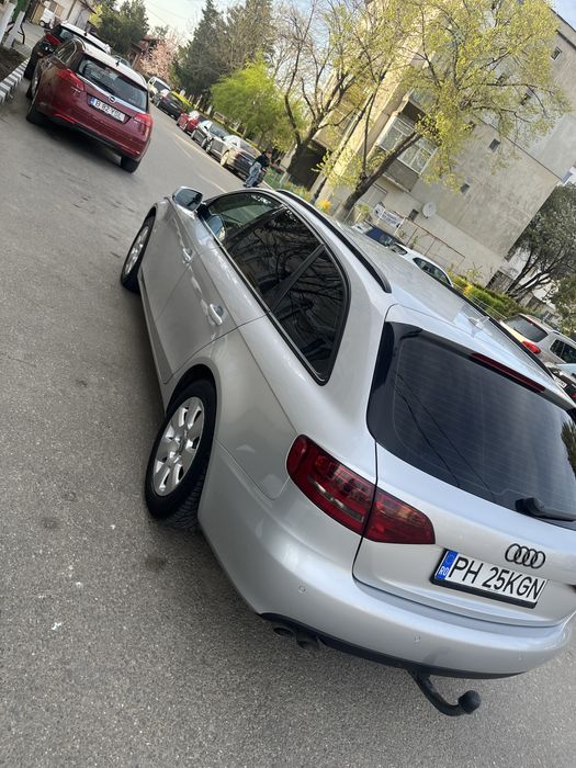 Vand sau schimb Audi a4 b8 2.0 tdi 143 2010