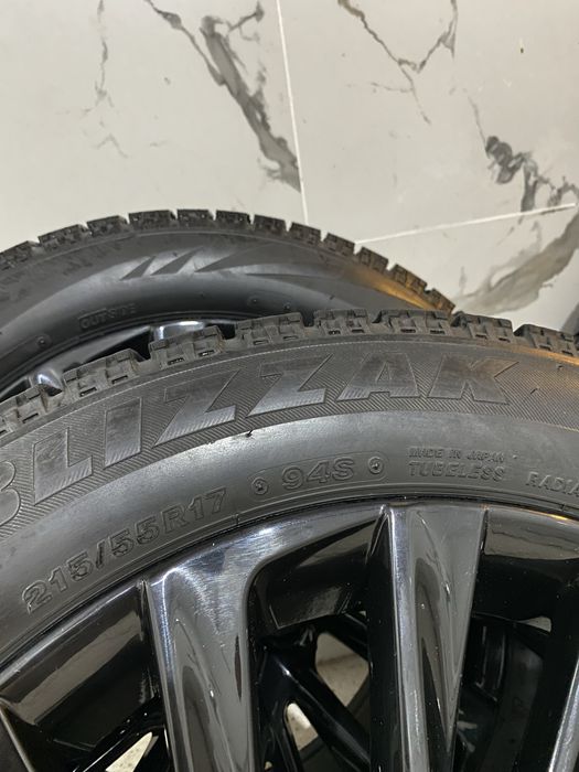 Продаю комплекс шин 215/55/17