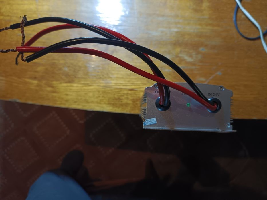 Инвертор с 24в на 12в 30ампер