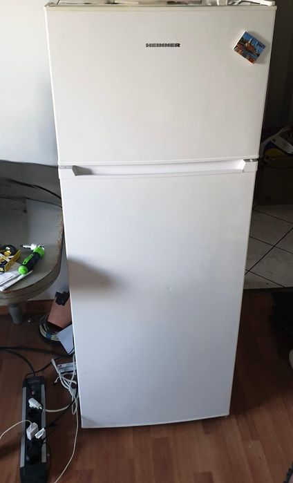 Garsoniera zona 9 Mai