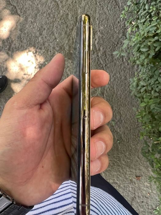 iPhone XS gold 64gb