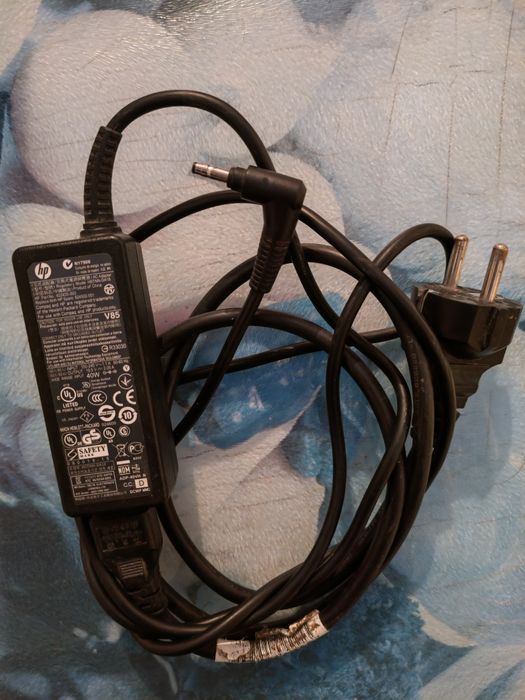 Netbook HP Mini 110-3860sq, Ca Piese de schimb 100% ok, încărcător, et