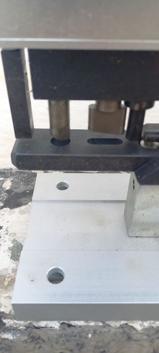 Пресс ручной для пластиковых окон