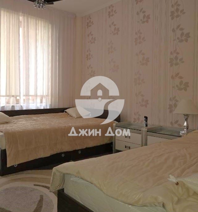 Продава се Тристаен апартамент в к.к. Елените - 87 кв.м за 2012 €/кв.м - Снимка #7