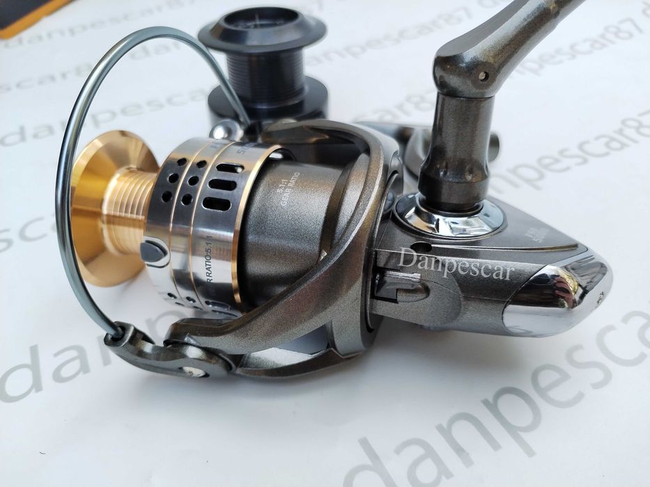 Mulineta SIRENA FSB5000 9 rulmenti pentru crap si tambur rezerva