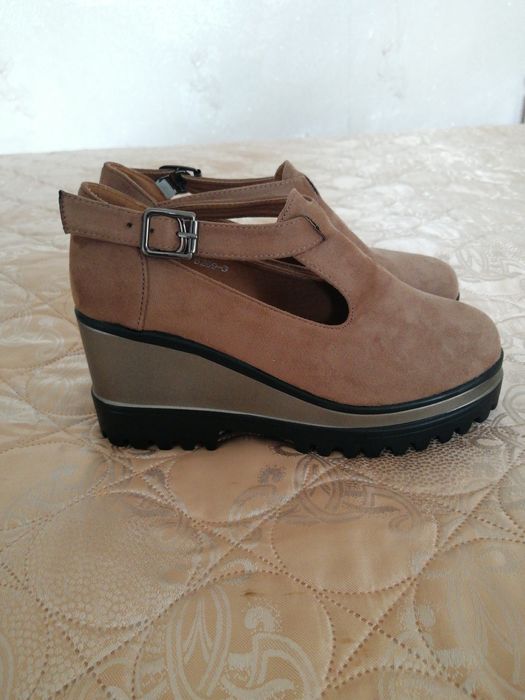 Обувь на платформе 36 размера