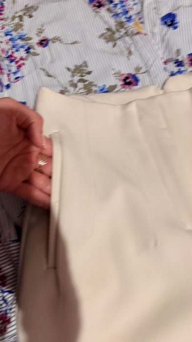 Pantaloni eleganți damă M