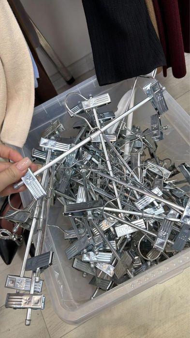 Продается вешалки