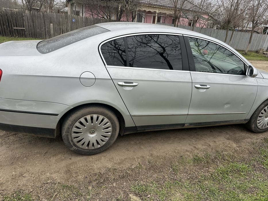 Se vinde  Passat b6