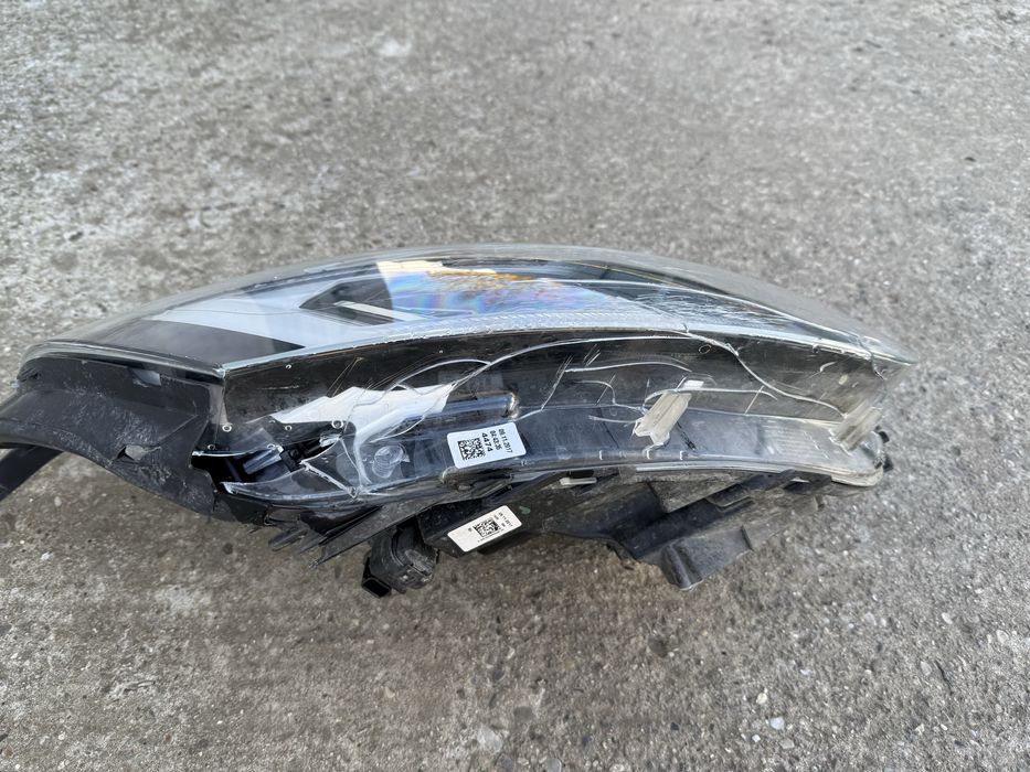 Far Renault Clio 4 full led.