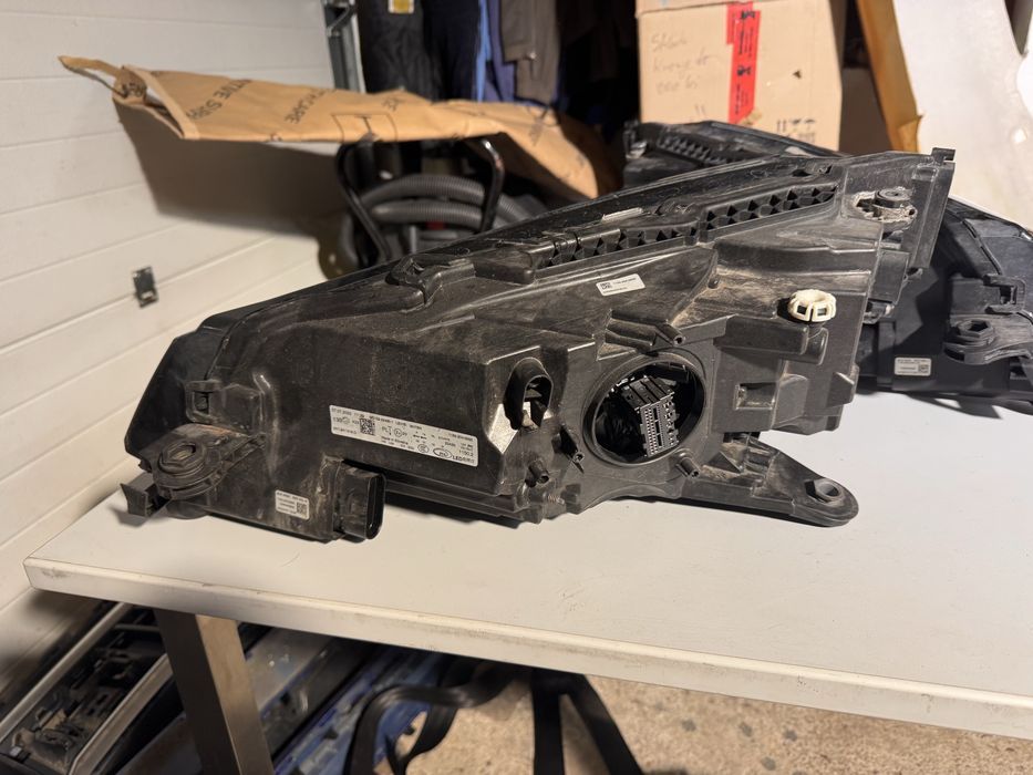 far led stanga dreapta skoda superb 3