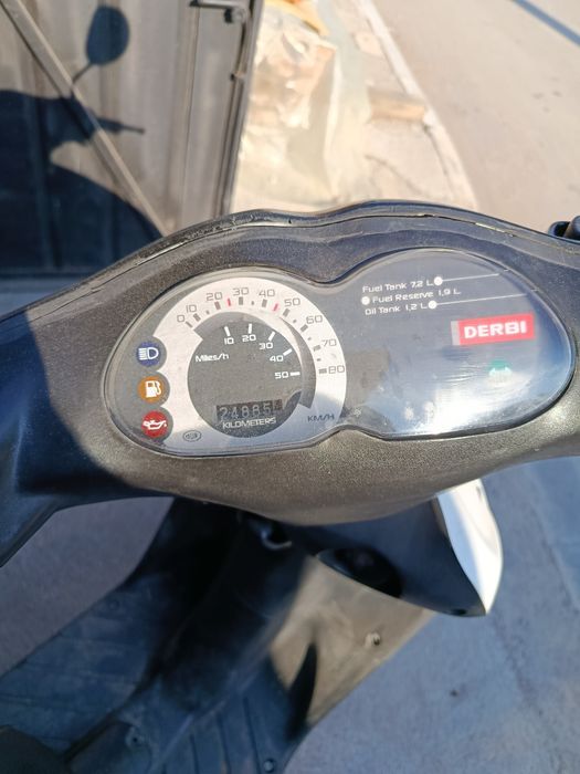 Скутер дерби 50cc.