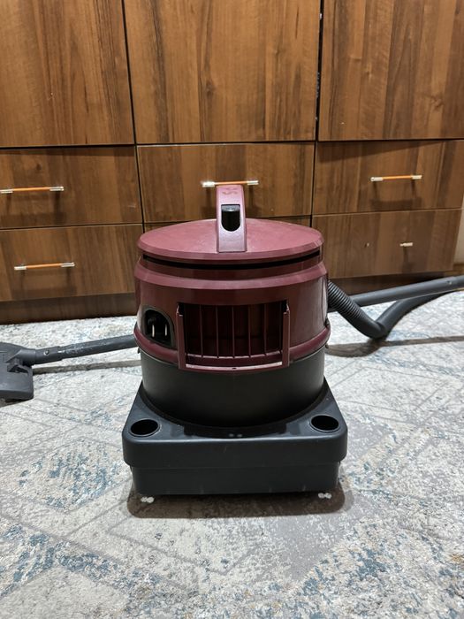 Продается пылесос