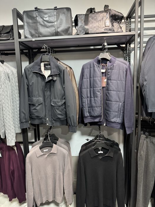 Стойка для одежды,по 20-30 тыс