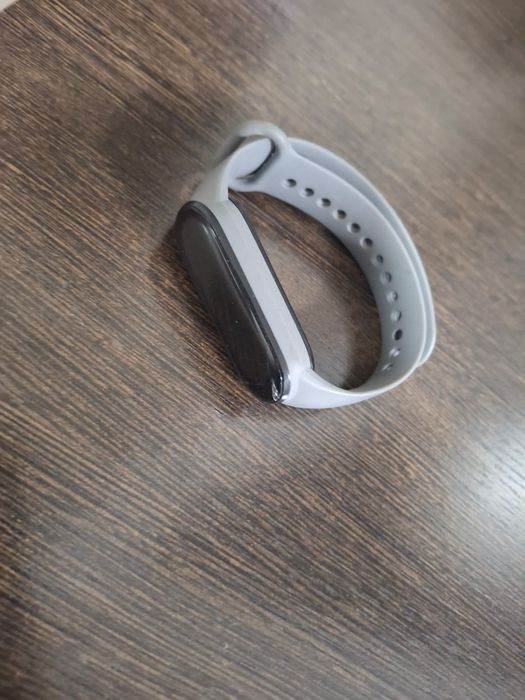 Часы  Mi smart Band 6