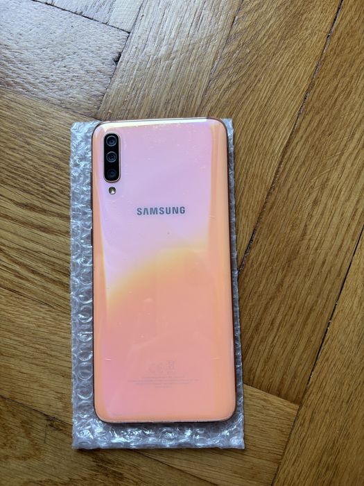 Samsung Galaxy A70 de 128 Gb Dual Coral