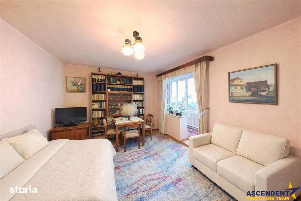 Tur 3D! Apartment cu 2 camere, decomandat, balcon, 7 Noiembrie, Targu