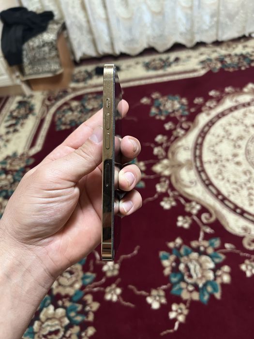 Продам или обменяю айфон 13 про