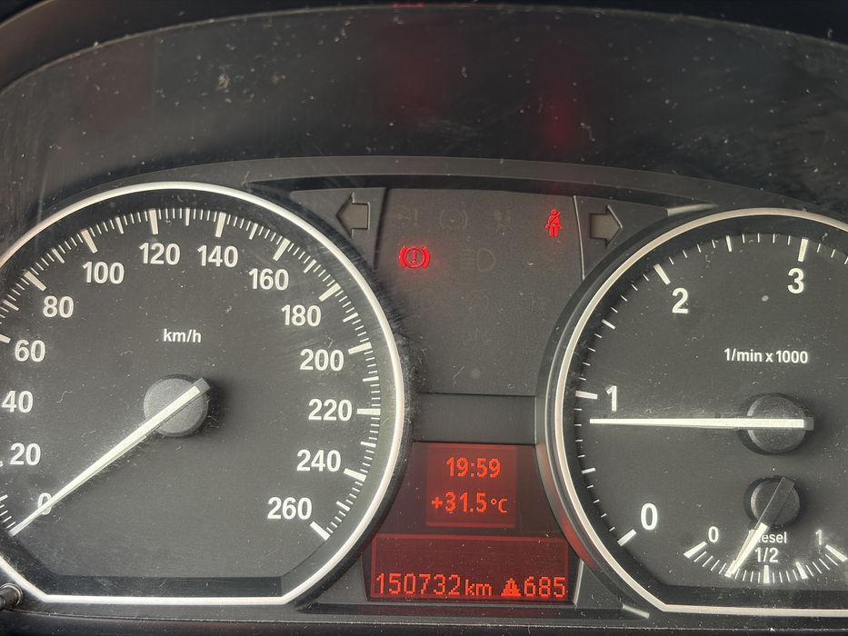 BMW seria 1 E81 2008 123D