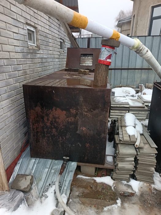 Емкость под воду или комбикорм