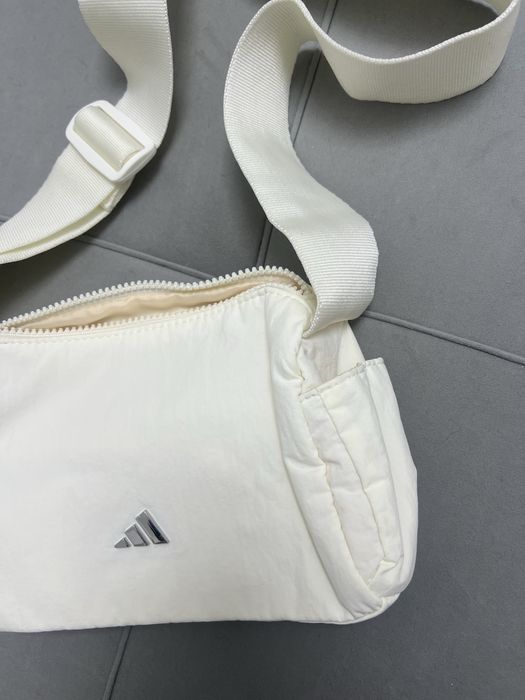 Новая Adidas crossbody