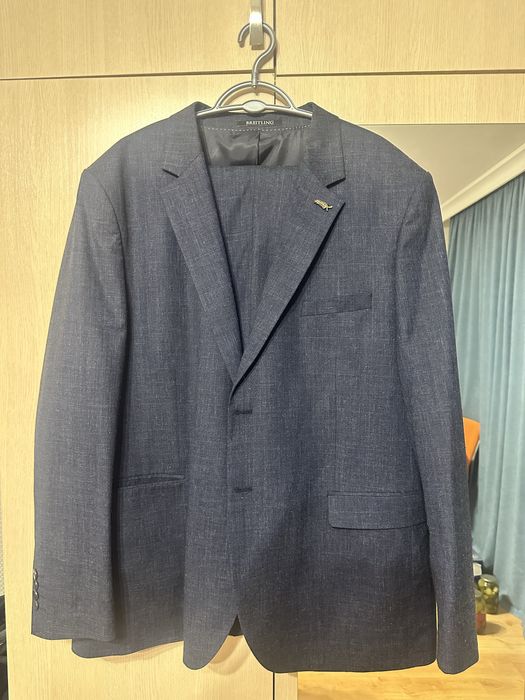 Продам мужской костюм