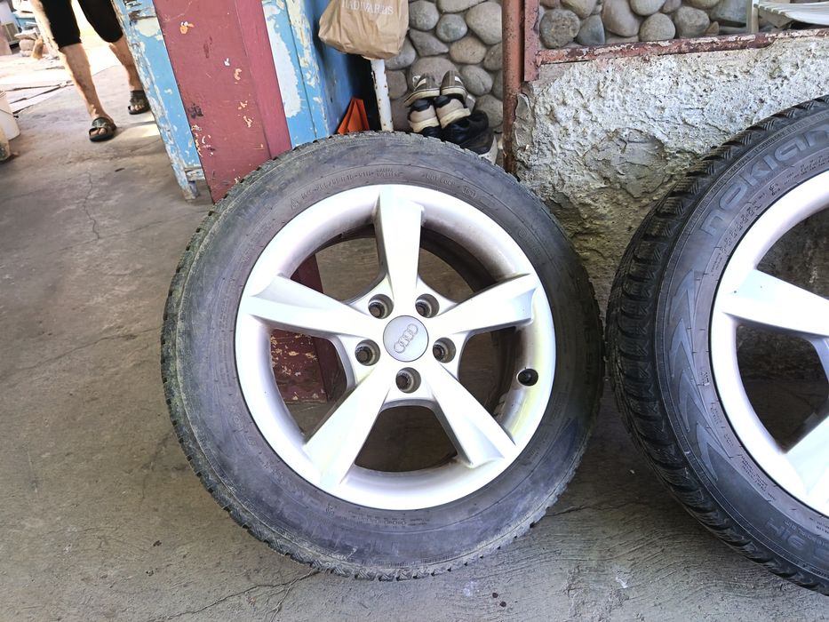 Jante/roti audi 205 55 R16 5x112 Iarna Nokian