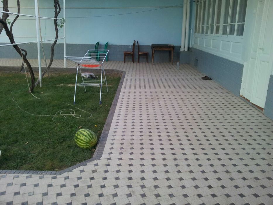 Bruschatka bor sifatli