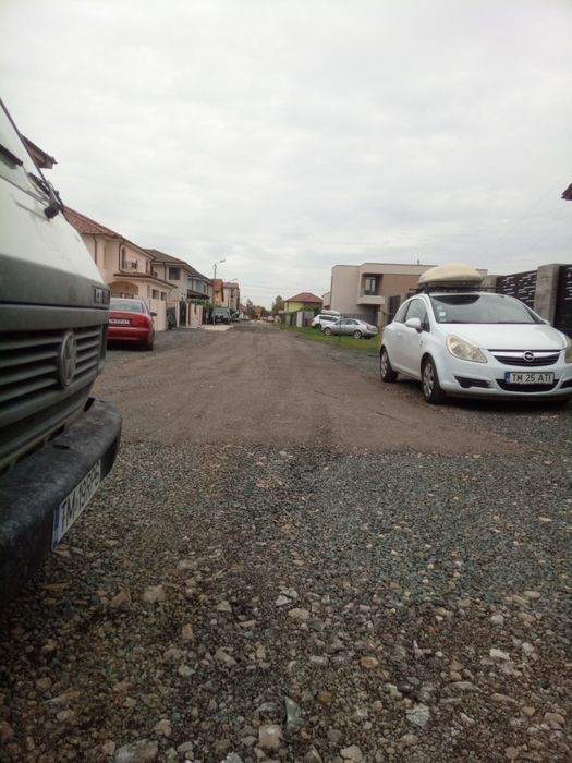 Drumuri,parcări, asfalt frezat, piatra,balast,beton concasat ,nisipuri, compost -mranită, utilaje