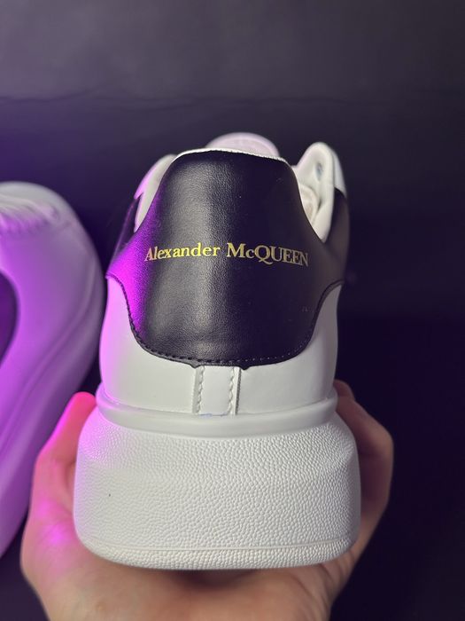 Adidasi Mc Queen 43 white