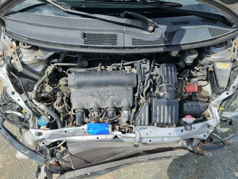 Honda Jazz 1.4 На части зимни гуми