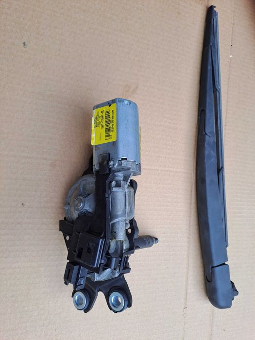 Лайсна,задна чистачка и задно стъкло FORD Cmax