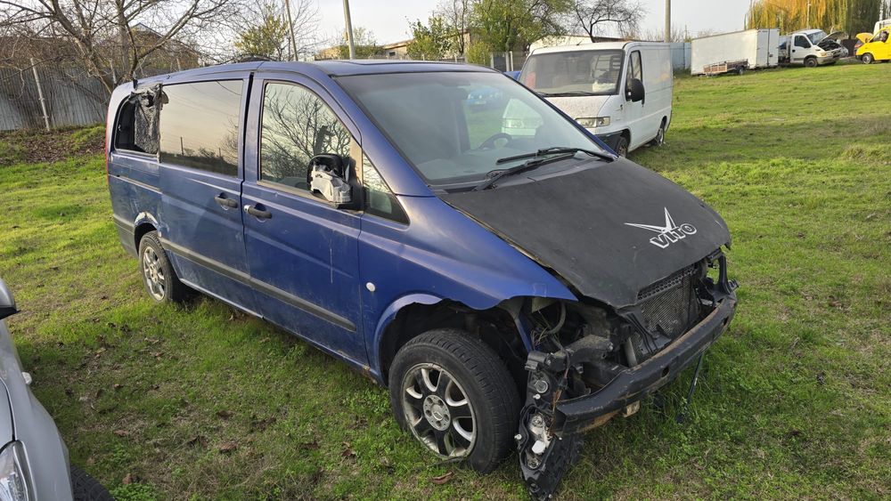 Mercedes vito 8+ 1
