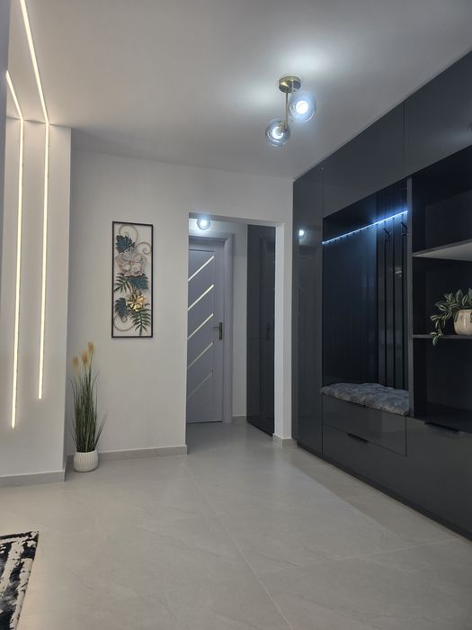 Închiriez ap2 camere ULTRA-CENTRAL  -Piata Mare