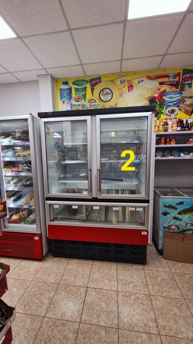 Хладилна витрина