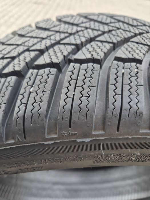 1бр. Зимна гума 225/45/18 95V Bridgestone LM 005 24г.