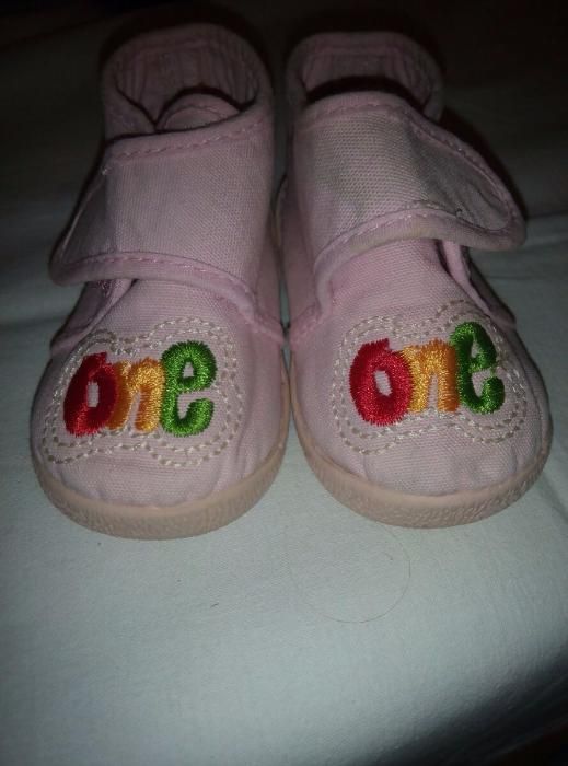 Пантофки,обувки за прохождане,маратонки! -№15/16, 19, 20, 22