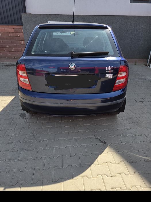 Vând Skoda Fabia