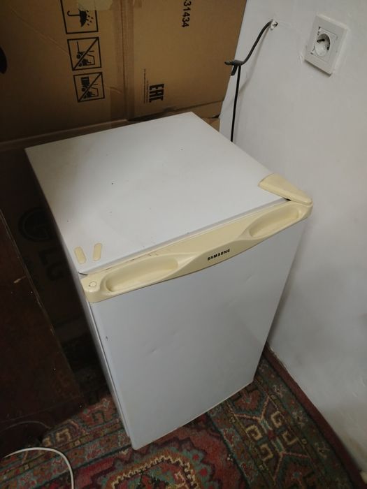 Холодильник самсунг маленький