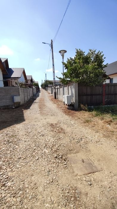 Teren de vanzare Geamana Bradu 1000 mp intravilan