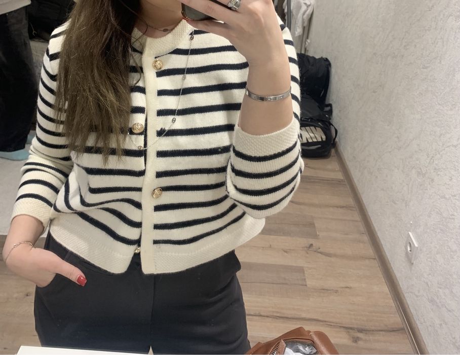 Женский кардиган в полоску